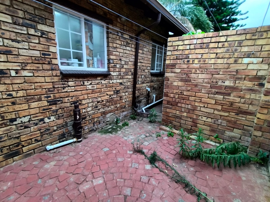 3 Bedroom Property for Sale in Safari Gardens North West